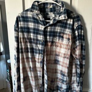 Croft & Barrow Blue and White Plaid Button Down Shirt